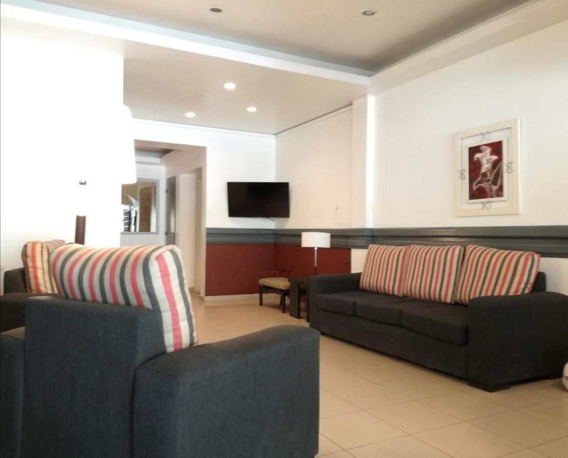 Hotel Crystal Neuquen Luaran gambar